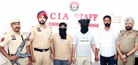 Police busts major drug racket, 2 accused arrested with 13 kg heroin