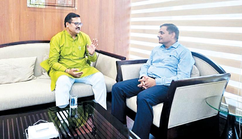Toilets on national highways will be sparkling clean: Chandra