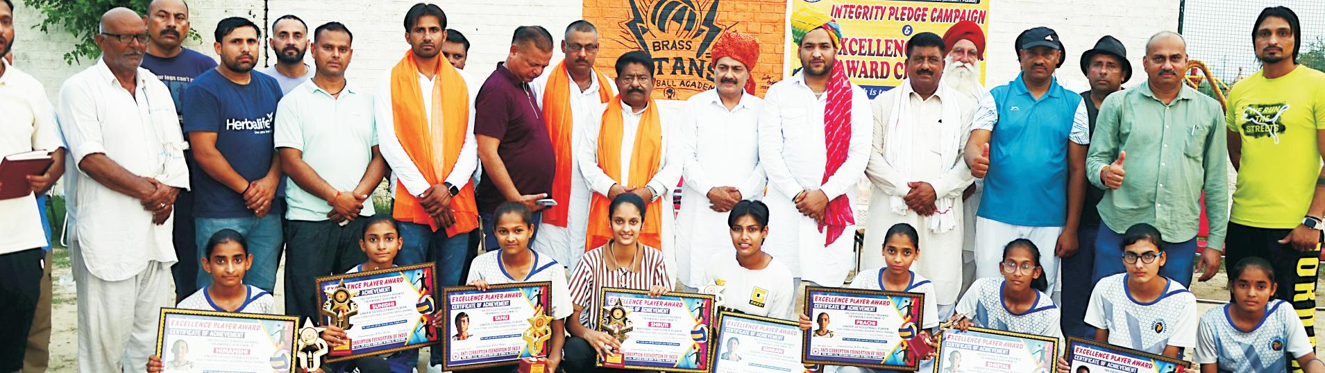Anti Corruption Foundation administers oath of integrity to players