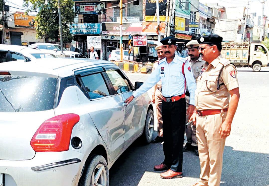 No mercy for putting black film or black curtains on vehicles and drive after drinking alcohol