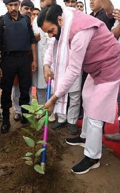Creating a plastic-free environment is our top priority: Nayab Saini