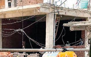 Showroom being built against rules on Zirakpur-Bhabat road