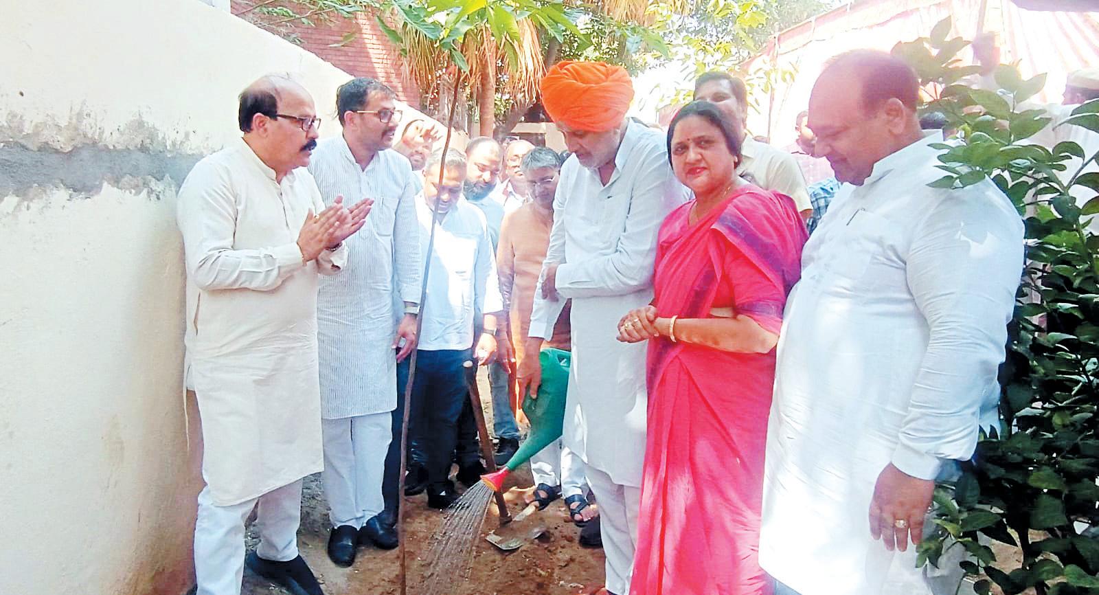 Decisions to be taken in Mayor's residence for development and upliftment of city: Shyam Singh Rana