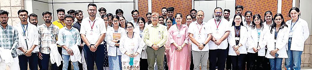Ayurvedic students visit ISF Pharmacy College Labs, explore medicinal sciences