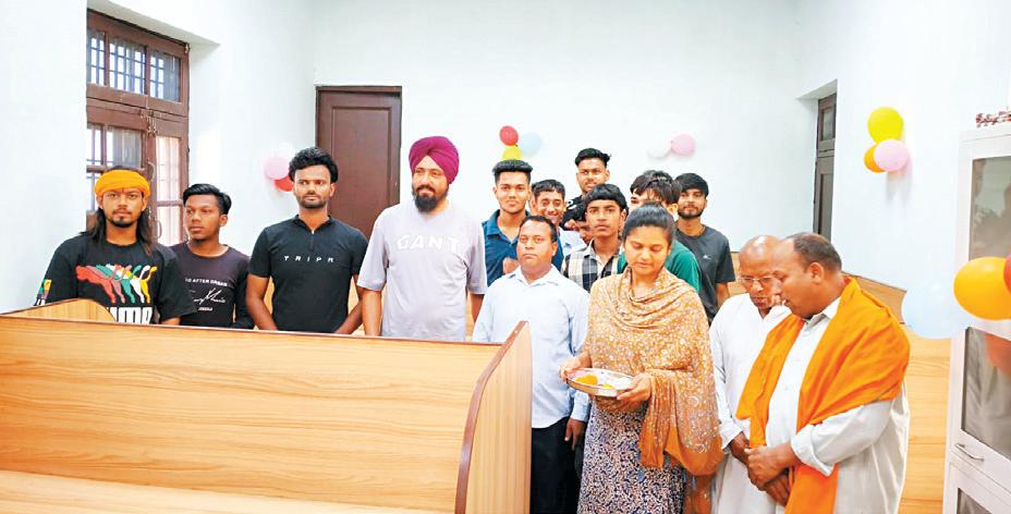 Library opened in Panchayat Bhawan in village Janesero, children's education gets a new dimension