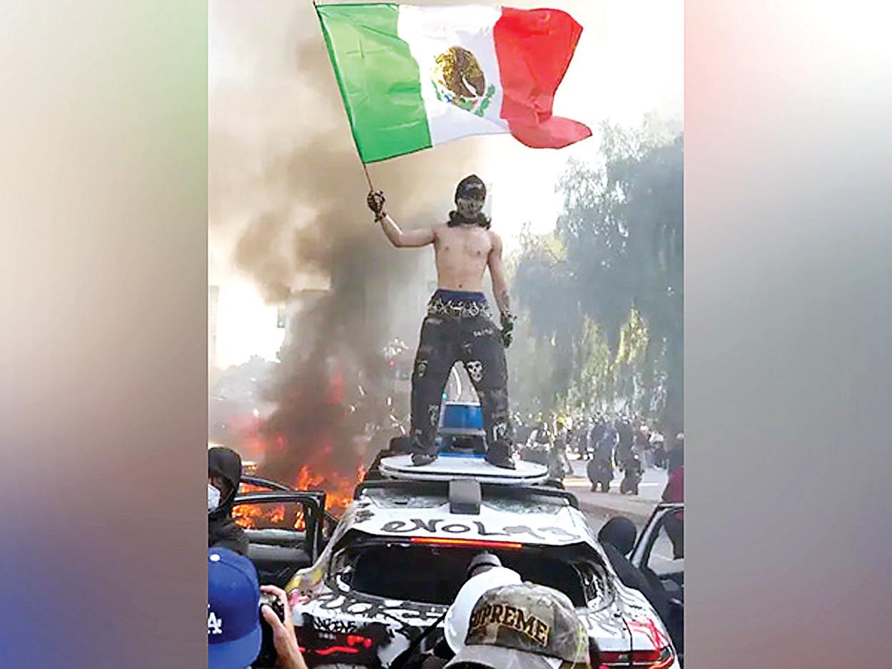 Mexican flag fuels debate amid LA immigration protests