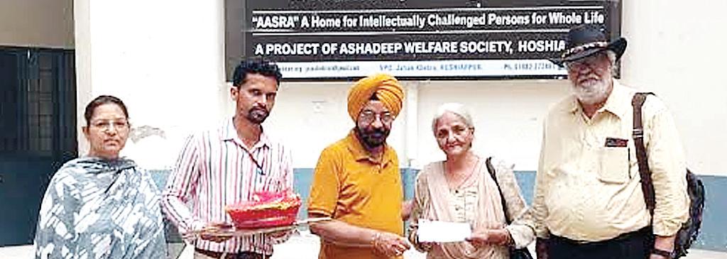 Colonel Koundal, his mother donate Rs 2 lakh to Asha Kiran spl school