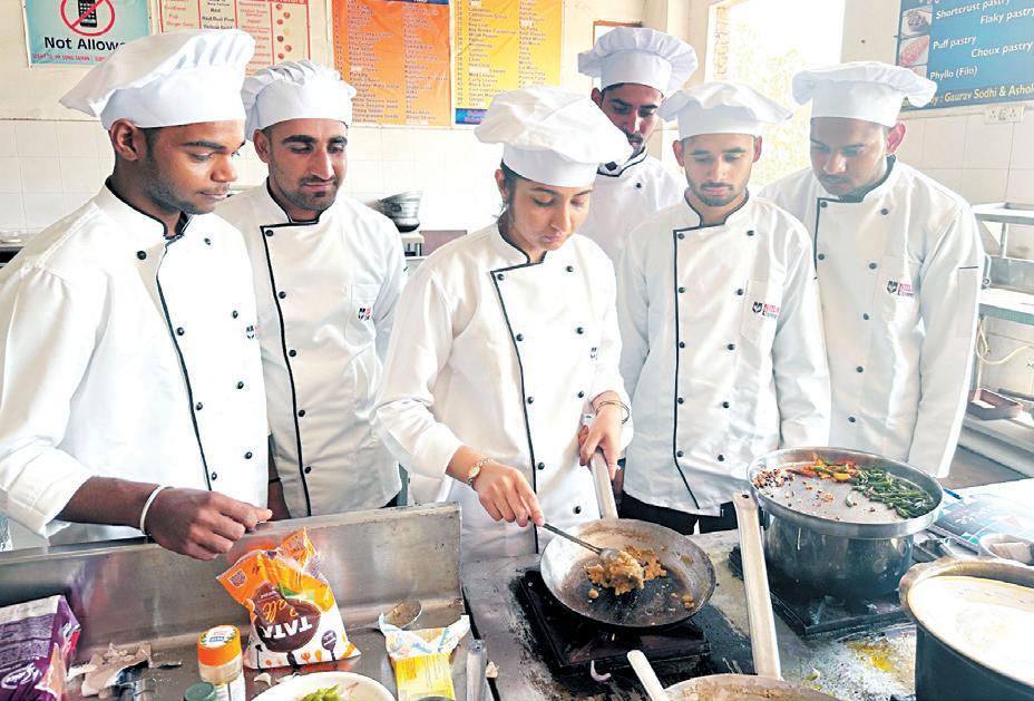 Students can make their future bright by taking admission in NIILM University