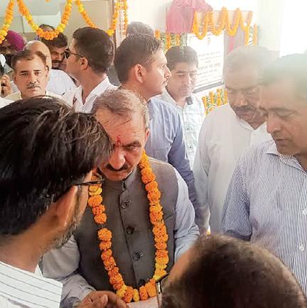 HPSLA delegation meets CM, secures assurance on promotions, DA, and transfer policy review
