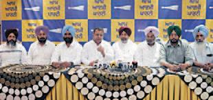 Punjab Arhtiya Asso announces to support AAP candidate Sanjeev Arora