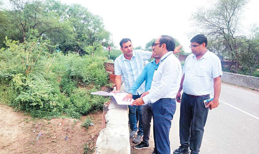Action will be taken against those who dump solid waste in drains: SDM Rajesh