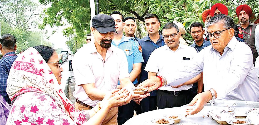 Punjab Raj Bhavan organises Chhabeel in remembrance of Guru Arjan Dev Ji’s Martyrdom