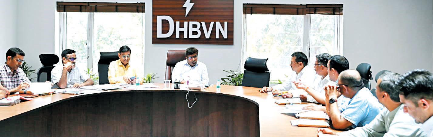 Union secures promising assurances from DHBVN MD on biased transfer policy review