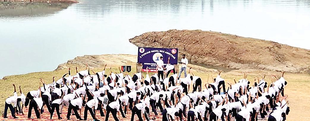 500 NCC Naval Cadets celebrate International Day of Yoga at Scenic Thein Lake, Ranjit Sagar Dam