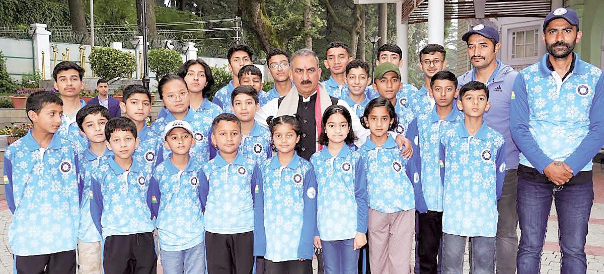 CM flags off state contingent for National Ice Skating Championship