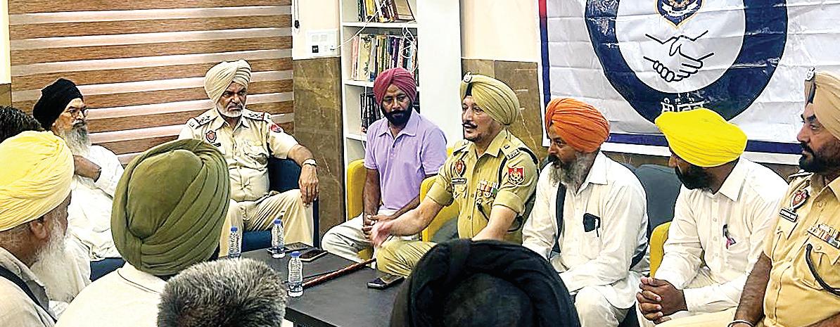 Public meeting organized under Punjab police’s ‘contact program’ in village Haryau