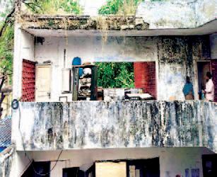 Letter to Revenue Minister to pay attention to building of Patwar Bhawan Kharar which may collapse any time