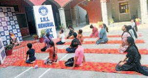 Students of SMS Memorial Public School perform Surya Namaskar