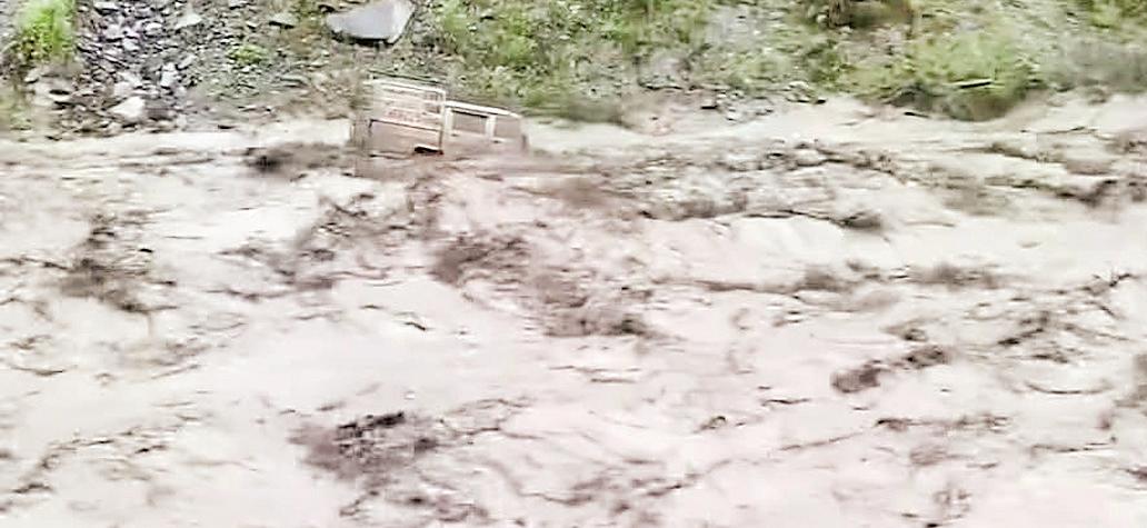 Cloud burst at various places in Kullu