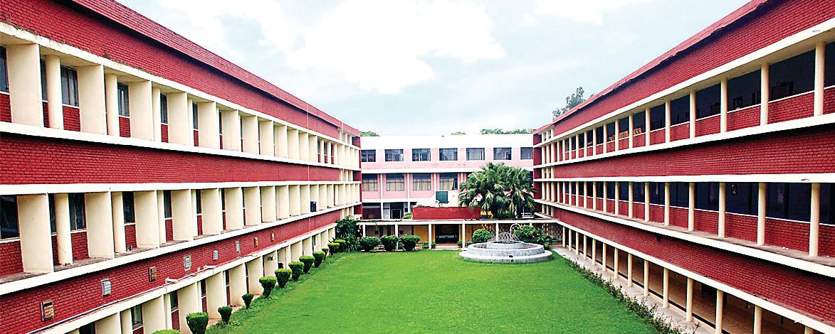 Proud moment for MCM as it is rated one of topmost colleges of nation