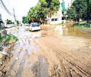 Residents of Shivalik Homes Kharar complain to CM about poor condition of roads