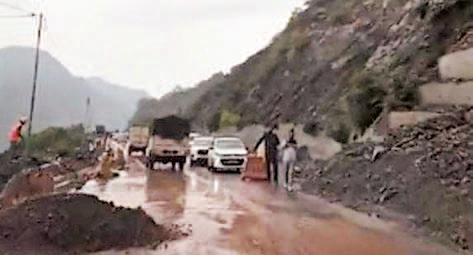 Landslide-prone chakki mod stretch faces renewed monsoon disruption