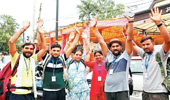 Amarnath Yatra: 'Bam Bam Bhole' chants in air as first batch to leave today
