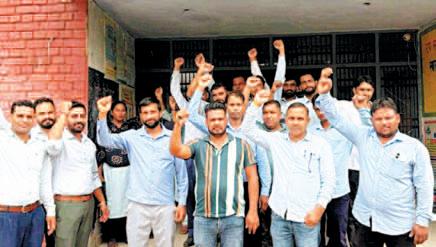 Preparation for strike by Sarva Karamchari Sangh Hry, employees open front against government