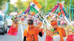 SC declines to stay QR code rule for Kanwar Yatra eateries