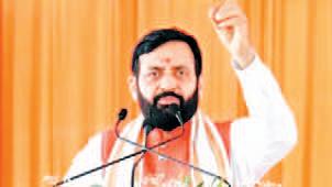 Hry CM distributes plot allotments under housing schemes