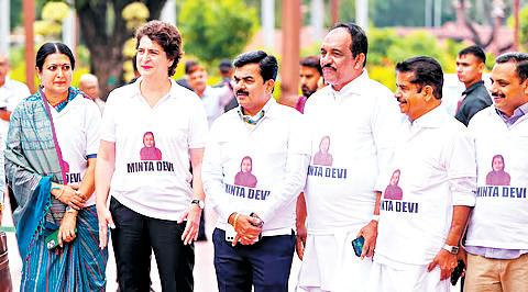 Opposition holds ‘T-shirt protest’ against SIR