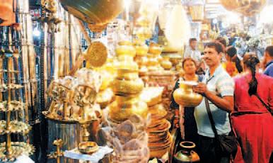 Record Rs 4.75 lakh crore of sales expected during festivals : CAIT