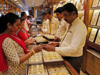 Dhanteras festival spending hits record Rs 1 lakh cr on gold rush, festive demand