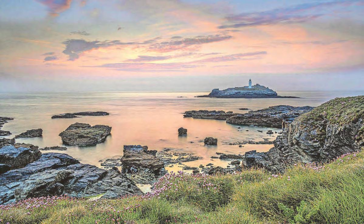 Explore St Ives Bay by running 10k