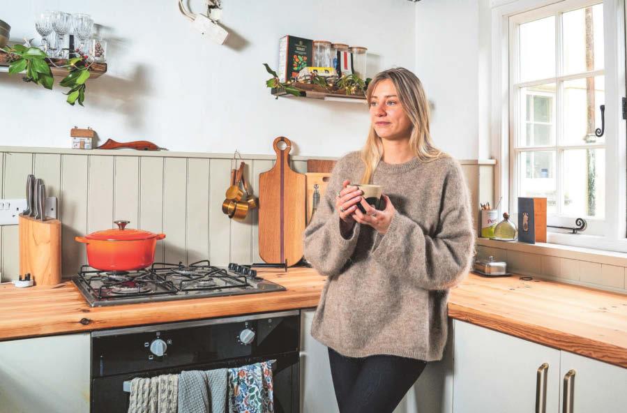 Seller knocks £10k off asking price for local first-time buyer Eleanor