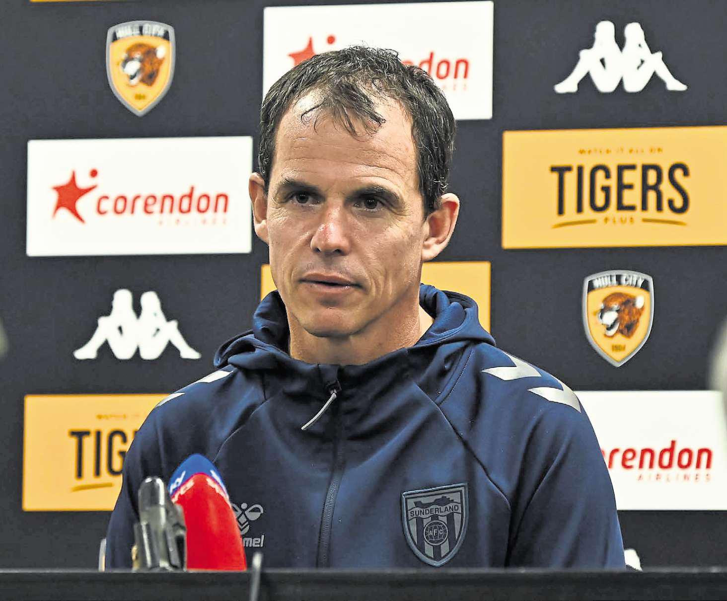 Signs of improvement amid Le Bris' recruitment concern