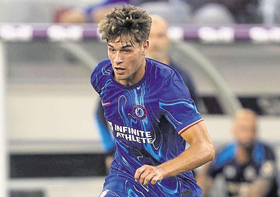 Black Cats secure a season- long loan deal for Blues striker