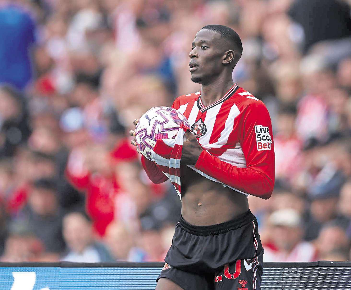 Mukiele praises 'calm' Roefs and reveals his secret weapon