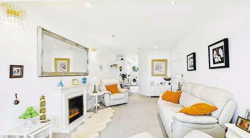 Spacious style at the seaside