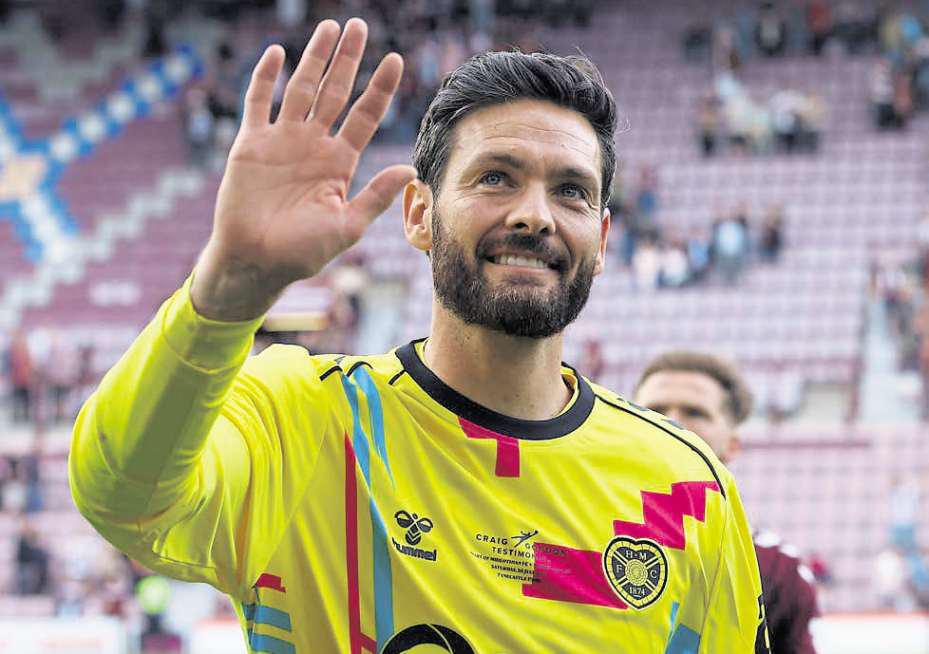 Clarke recalls Gordon amid longer-term keeper worries