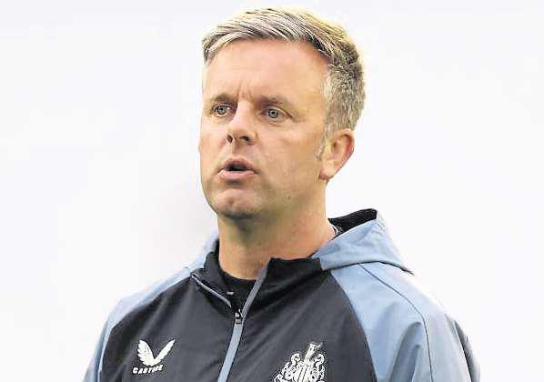 Dickman joins Hartlepool as assistant coach to Grayson