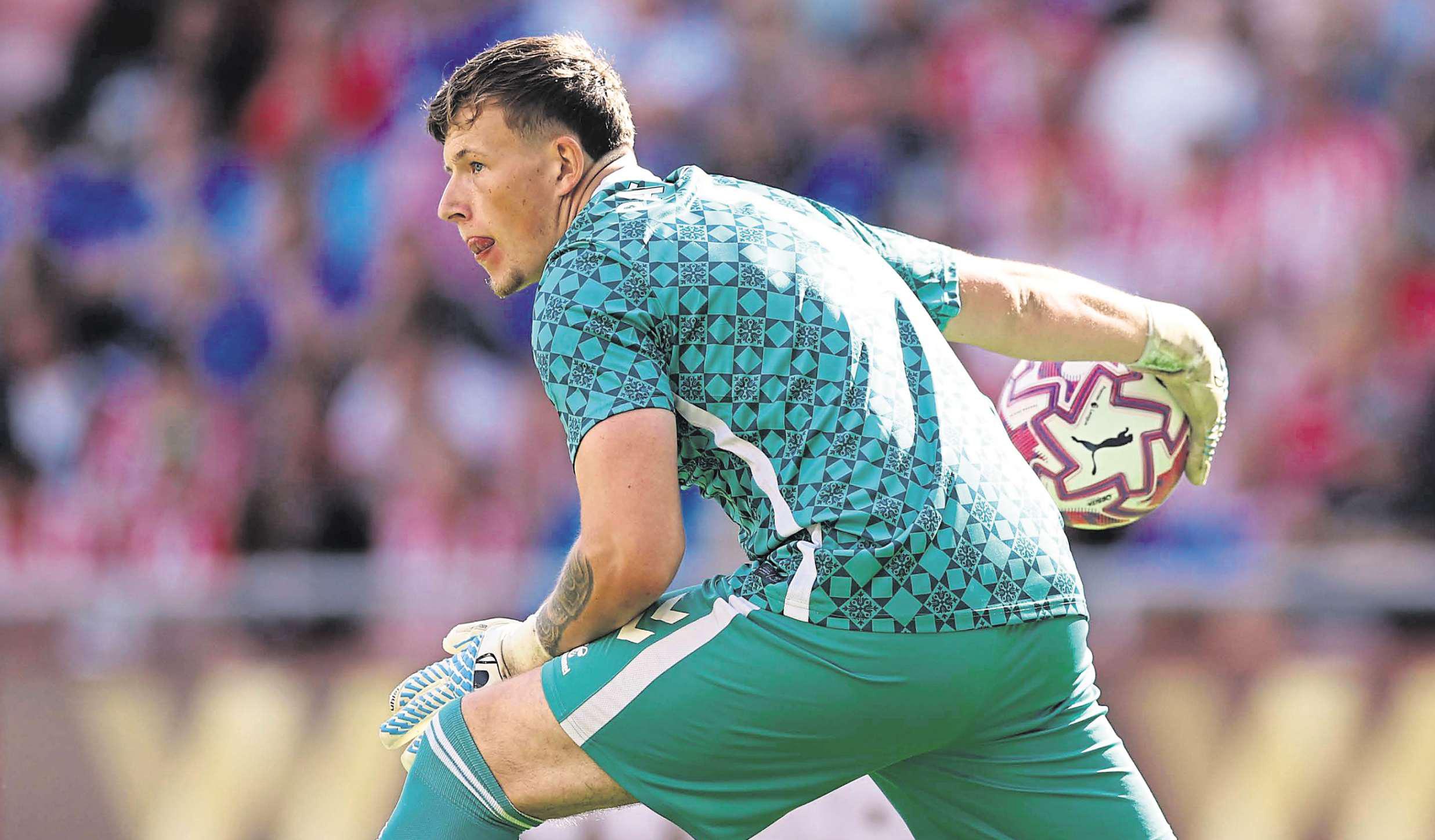 Le Bris urges Patterson to continue learning while he awaits big chance