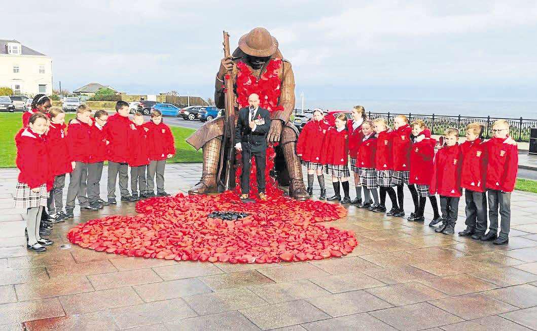 Former soldier is a social media hit with incredible tribute to the fallen