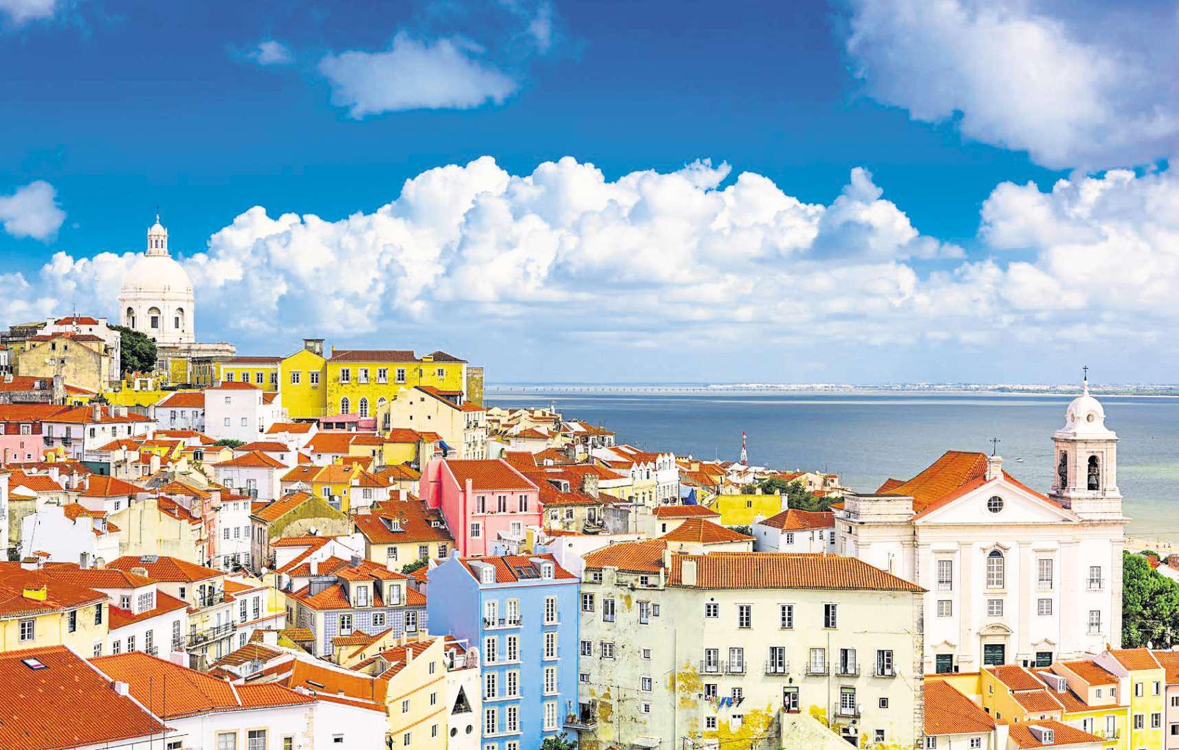 New flights taking off as easyJet launches its first route to Lisbon
