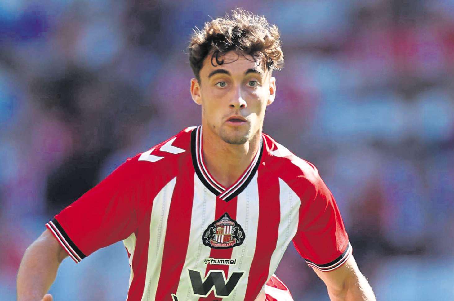 Huggins joins up with PFA free agents for pre-season training