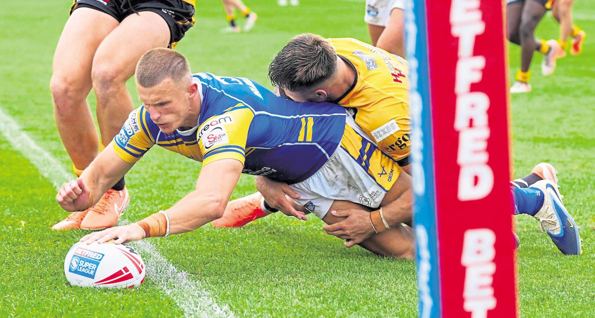 Huge blow as groin injury rules star man Handley out of clash at Hull FC