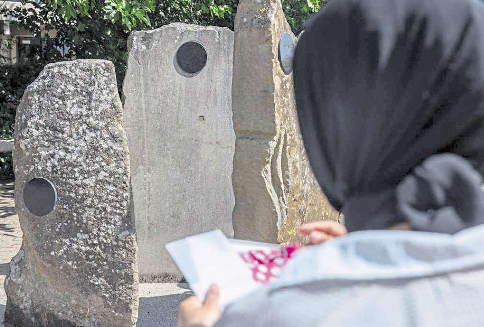 Art by refugee and asylum-seeker women goes on display