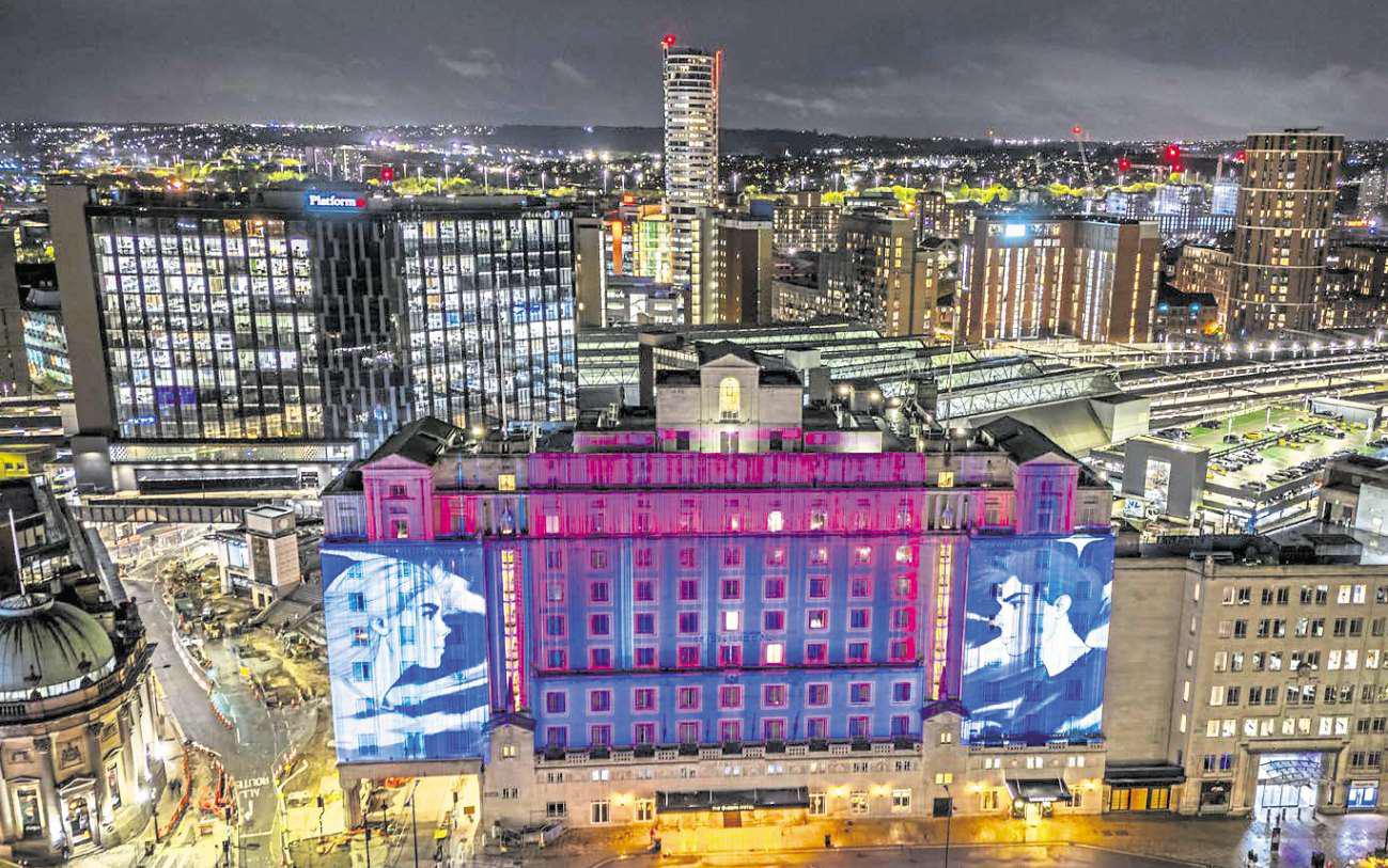 Showcasing the spectacular sights of Light Night Leeds