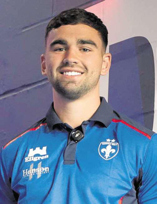 Sinfield eyes silverware after making Trinity move