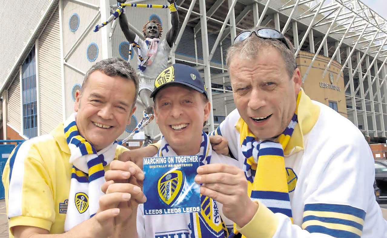 Tributes are paid to Leeds fan Dave who had a chart topping vision